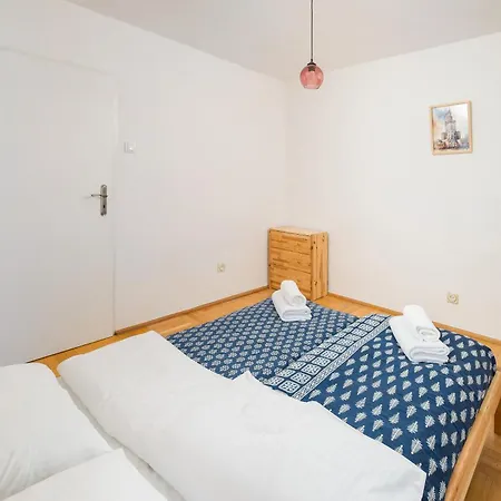 Dolina Sluzewiecka 3-bedroom Apartment