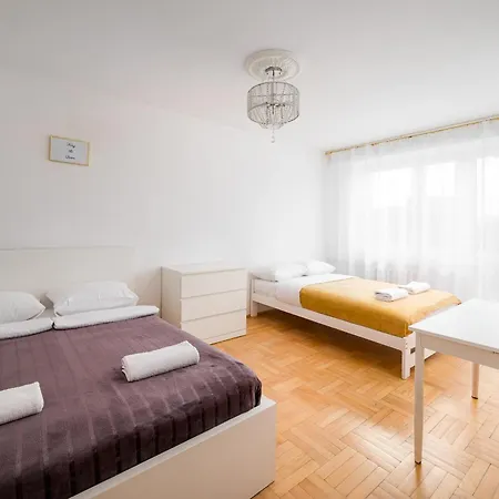 Dolina Sluzewiecka 3-bedroom * Warsaw
