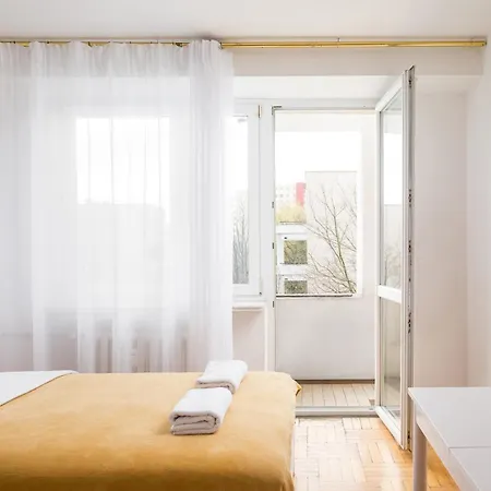 شقة Dolina Sluzewiecka 3-bedroom وارسو