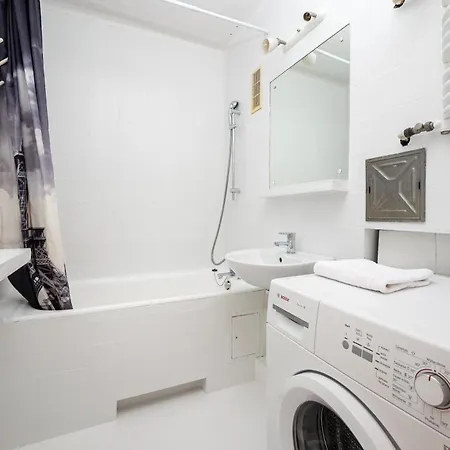 Dolina Sluzewiecka 3-bedroom شقة